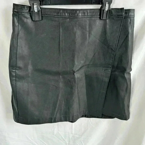 Abercrombie & Fitch Dresses & Skirts - Abercrombie and Fitch Black Faux Leather Mini Wrap Skirt Size M
